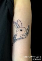 ウサギGirlsTATTOO